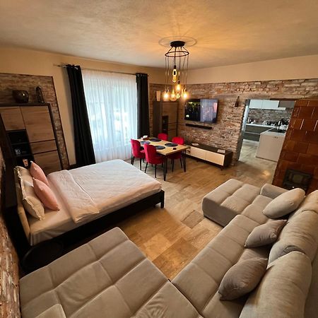 Casa Armoniei Hotell Baia Mare Eksteriør bilde